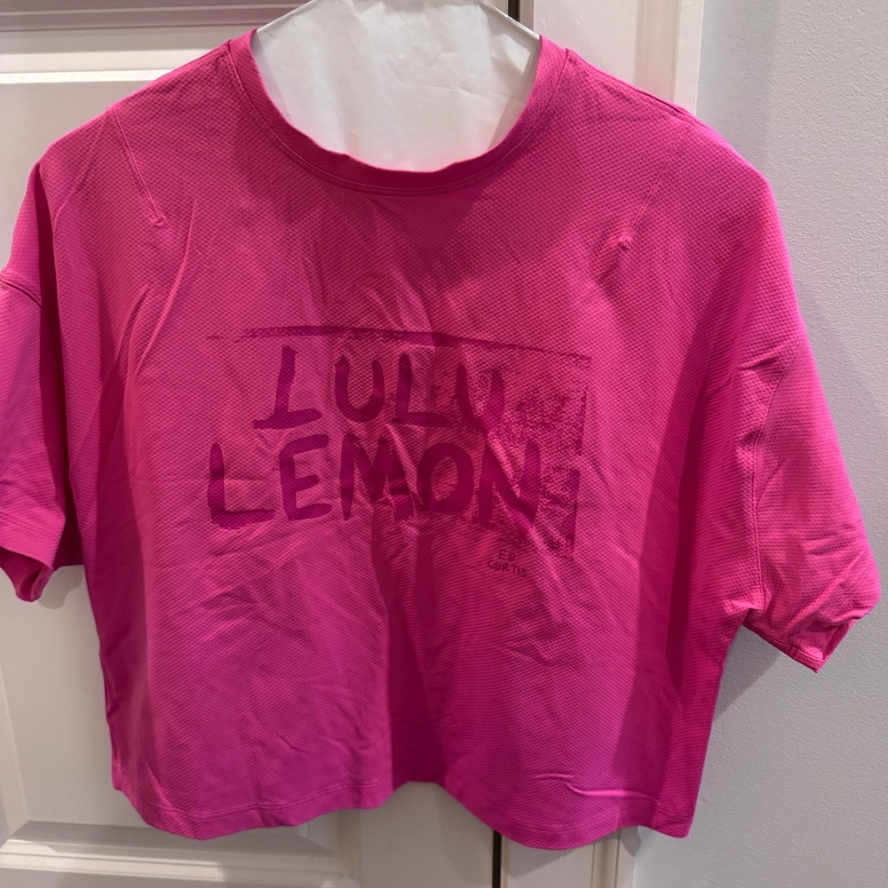 Lululemon Hot Pink Cropped Ed Curtis Tee